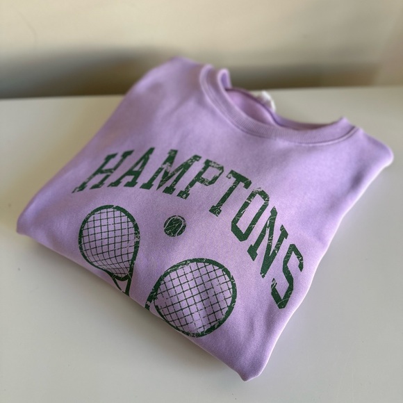 Hamptons Sweatshirt - Picture 1 of 5